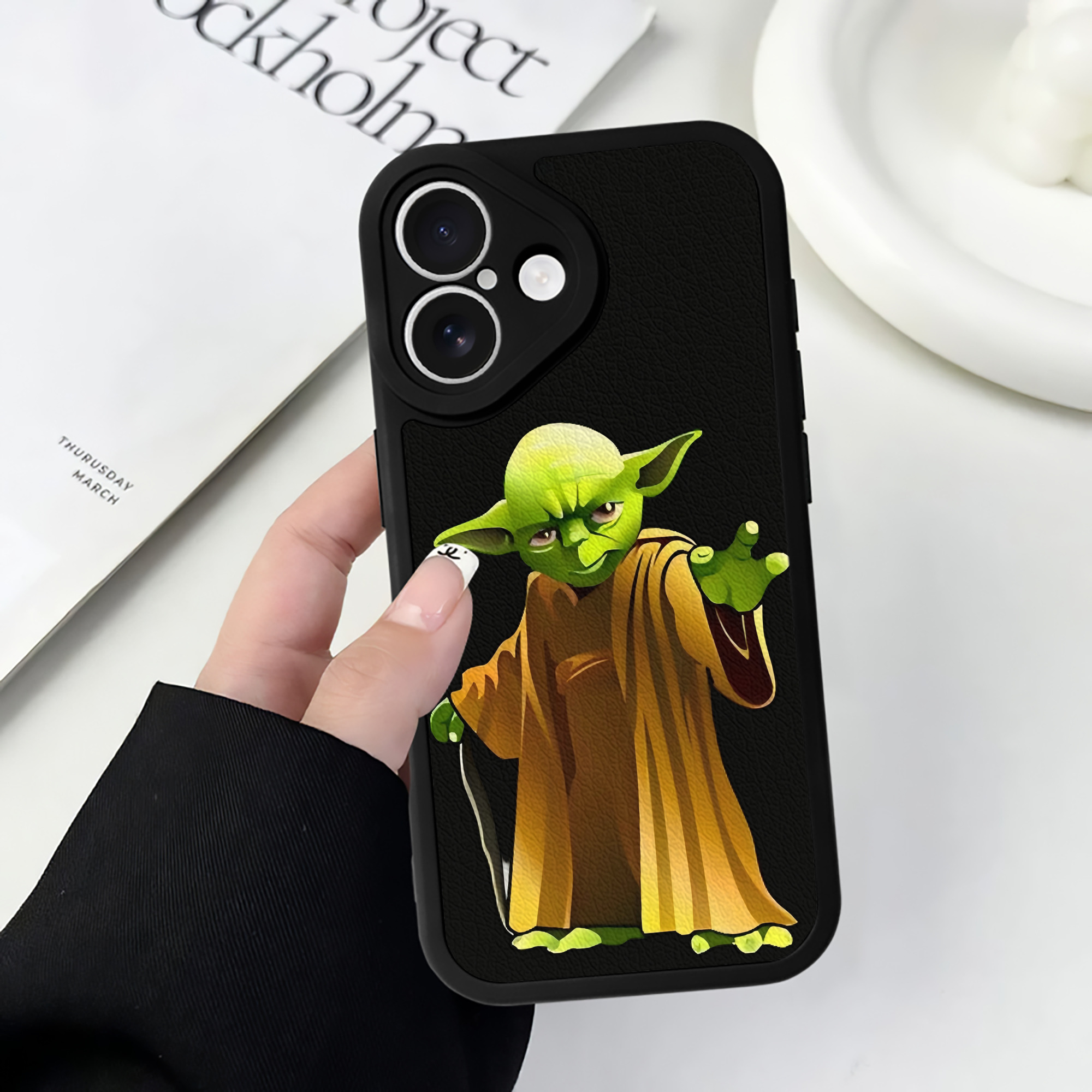 （画像用） スター・ウォーズ Star Wars 【iPhone 16シリーズ対応】シリコンスマホケース（レザー調） 材質：シリコン